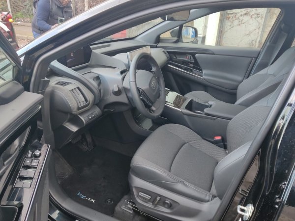 WhatsApp Image 2025-10-29 à 12.52.20_4685b67b.jpg