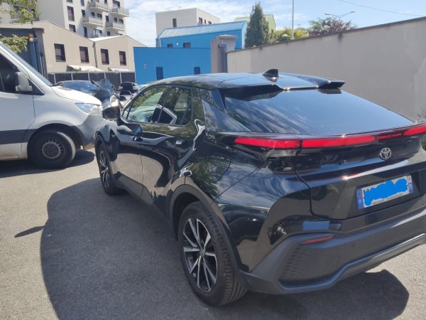 WhatsApp Image 2025-10-29 à 12.39.32_9fde74a3.jpg