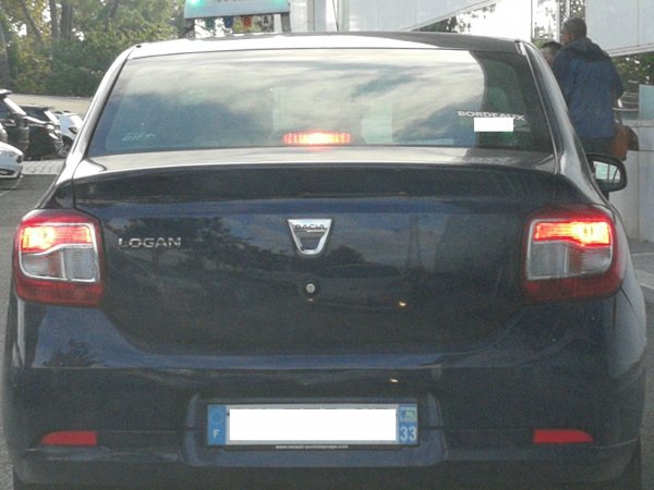 taxi logan.jpg taxi logan.jpg